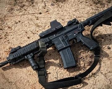 The German HK416 automatic rifle has a 600-meter range and outperforms ...