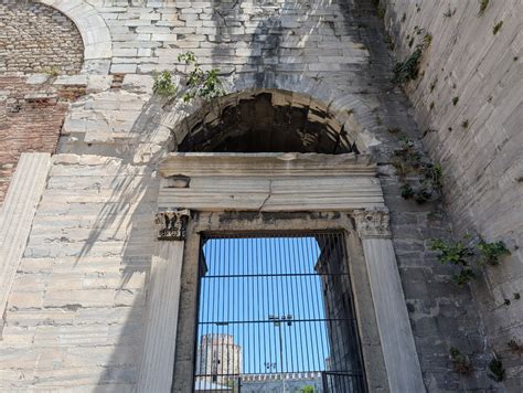 Golden Gate of the Theodosian Walls of Constantinople | Turkish ...