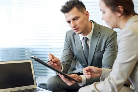 Successful Businessman 的图像结果