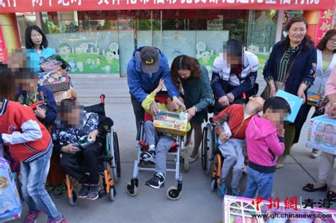 西宁百人福彩走进儿童福利院欢度“六一”儿童节