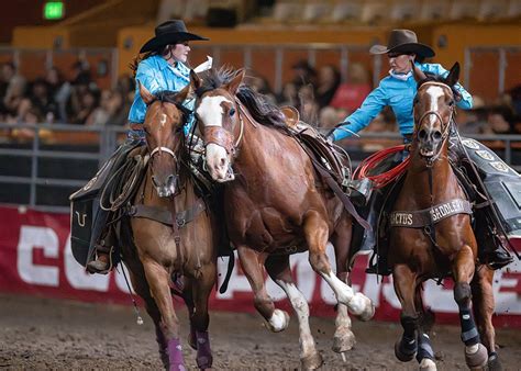 premier women's rodeo for the lover of rodez Background