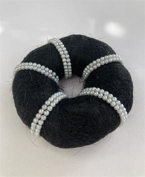 Dreams@Fancy Hair Bun Ring with Pearls for Bharatanatyam Dance ...