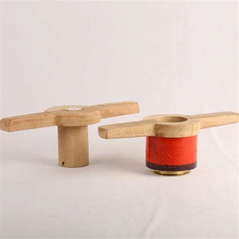 Traditional Wooden Murukku Press with 6 Brass Plates – Sri Swaminathan & Co