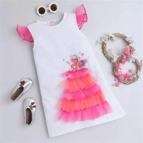 Stylish Dresses for Girls Online at Best Prices | Hopscotch