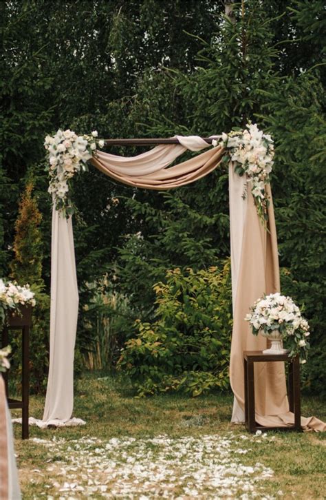 how to diy wedding arch