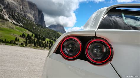 Ferrari GTC4Lusso | 2017MY | Tail Light