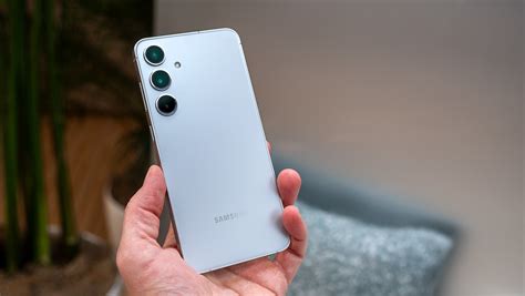 Samsung Galaxy S25, S25 Plus colors seemingly confirmed as SIM card ...