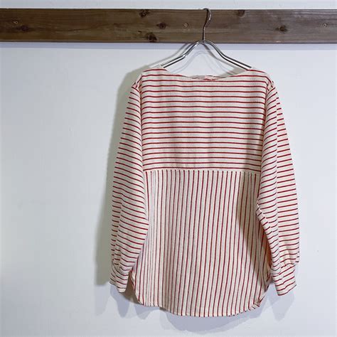red and white stripe long sleeves top | LEMON