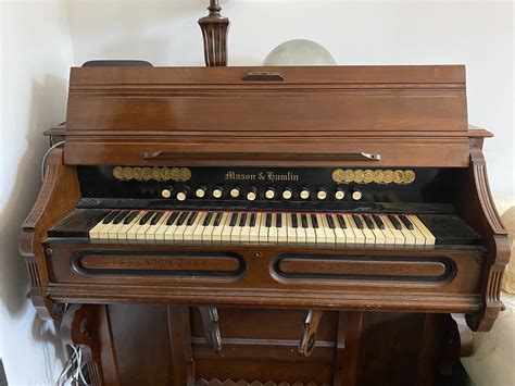 Harmoniums and Reed Organs For Sale