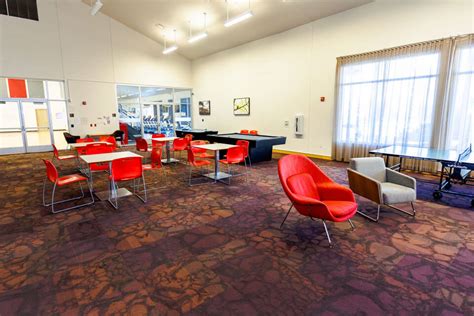 Cardinal Court | University Housing Services | Illinois State