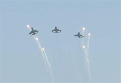 Abhinandan, who downed Pak F-16, leads 'MiG Formation' on Air Force Day