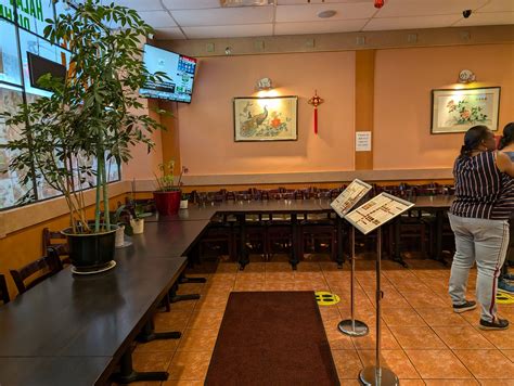 Lucky Chinese Restaurant | Hakka Indian Style Chinese Food!