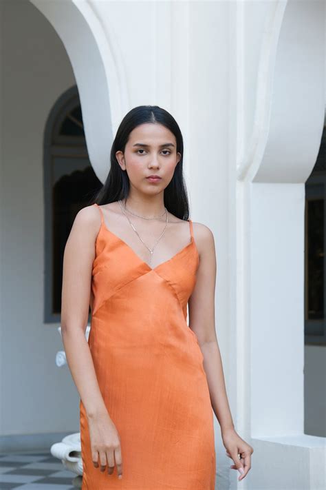 Sari Slip – ARTHMOD