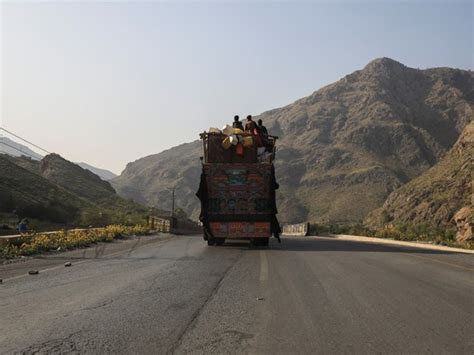 Afghanistan: Truck drivers urge Taliban, Pakistan to facilitate ...