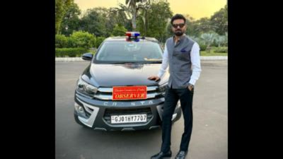 IAS officer shunted out as Gujarat poll observer for sharing pictures ...