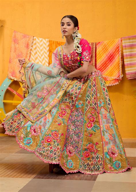 Buy Rani Pink Threadwork Banarasi Readymade Lehenga - Koskii