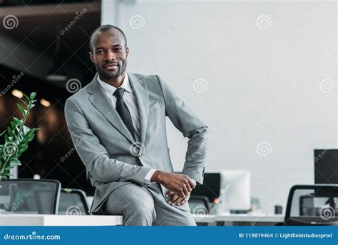 African American Businessman 的图像结果