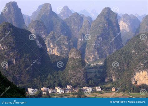 Sunrise Landscape of Guilin Karst Mountains. Yangshuo, Guilin, Guangxi ...