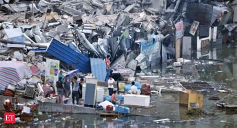 Garbage islands threaten Three Gorges dam - | The Economic Times