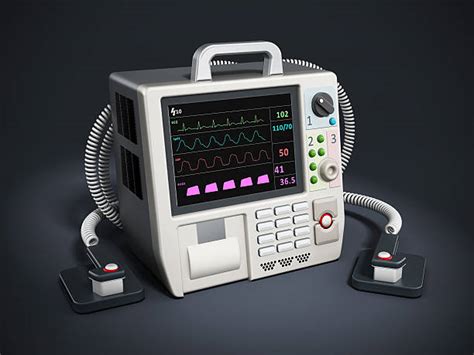 First Portable Defibrillator 的图像结果