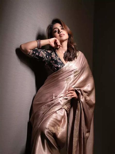 Shriya Saran is reigning as the ultimate saree diva | Times of India
