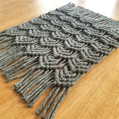 Macrame Table Mat DIY 的图像结果