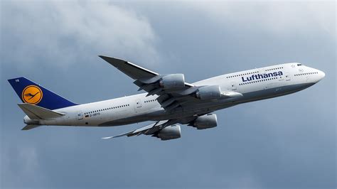 These Are The Fastest Commercial Planes In The World