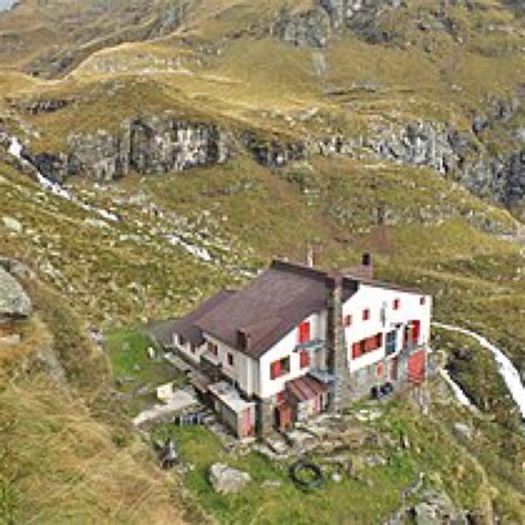 RIFUGIO MERELLI AL COCA (Valbondione) - Lodge Reviews & Photos ...