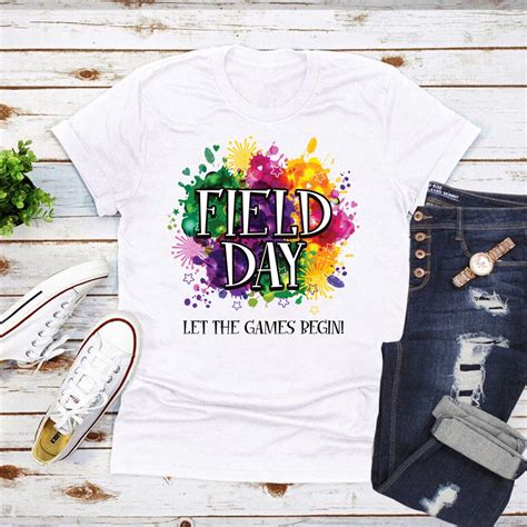 School Field Day 2023 T-shirt for Men, Field Day Teacher Women V Neck ...
