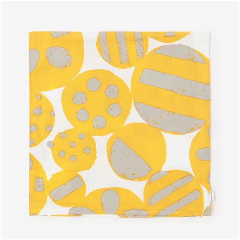 Delivery in 4-6 Weeks】21 Count Plain Weave Cushion Cover／Spring Buds