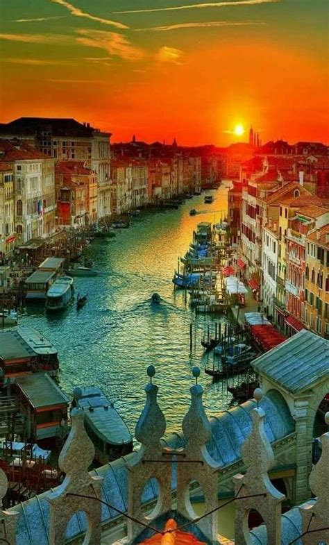 sunrise over Venice - online puzzle
