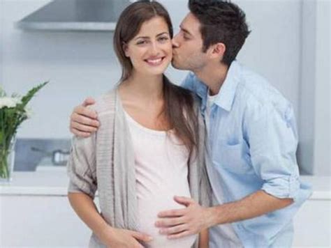 孕6个月的孕妇，三个注意事项马虎不得，到临产前要一直做 - 知乎