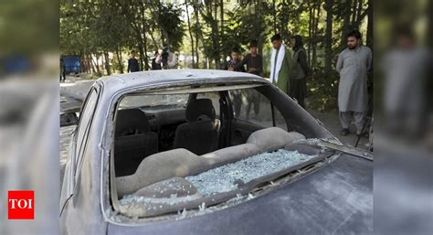 Afghan official: 11 killed in roadside bombing in north - Times of India