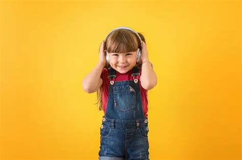 Kids Sound in Background 的图像结果