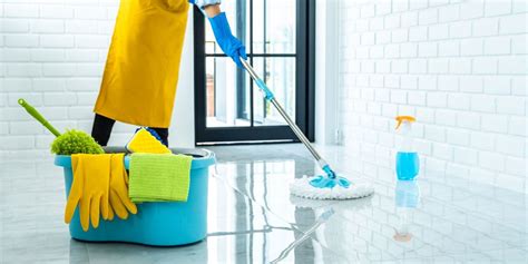 Materias y herramientas adecuadas para la limpieza