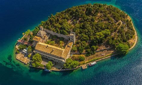 Cruise Ports Schedules 2022-2023-2024 (p.9) | CruiseMapper