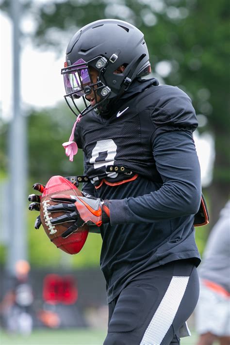 Oregon State Beavers football practice: Aug. 9, 2022 - oregonlive.com