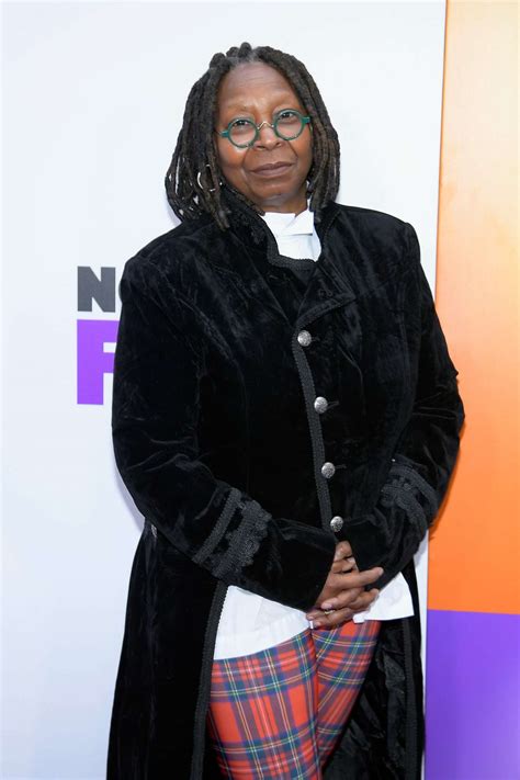 Whoopi Goldberg Nearly Died of Pneumonia