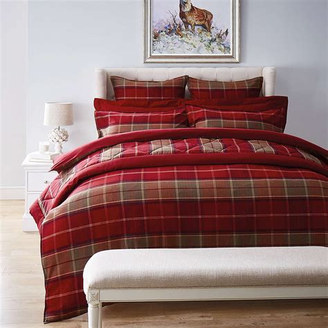 Dorma Livingston Red Bedspread | Dunelm | Red duvet cover, Red duvet ...