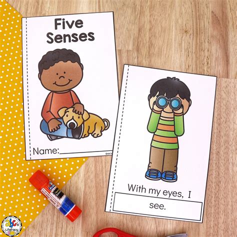 5 Senses Printable Book for Beginning Readers