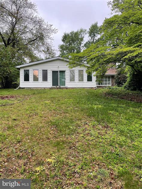 24 Winding Ln, Feasterville Trevose, PA 19053 | Homes.com