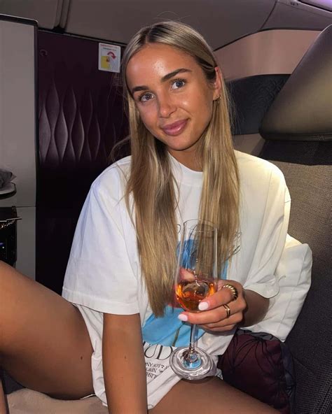 Gabby Goessling - Age, Height, Net Worth, Boyfriend, Bio, Wiki