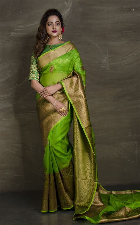 Pure Handloom Kora Silk Banarasi Saree in Parrot Green and Antique Gol ...