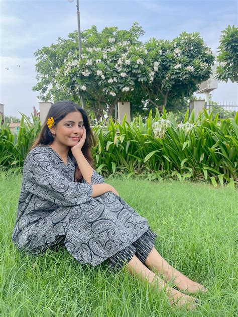 Shop Maroon ikat print kurti pant set online – Savistudio