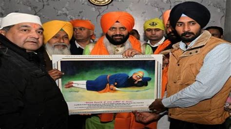 ਗੁਰੂਦੁਆਰਾ ਚਰਨ ਕੰਵਲ ਸਾਹਿਬ ਮਾਛੀਵਾੜਾ ਸਾਹਿਬ ਵਿਖੇ ਨਤਮਸਤਕ ਹੋਏ ਹਰਿਆਣਾ ਦੇ ਮੁੱਖ ...