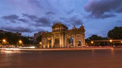 西班牙城市景观图片-阿兰布拉宫历史馆素材-高清图片-摄影照片-寻图免费打包下载