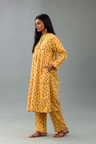 Yellow hand block printed cotton kurta set with pin tucks at placket ...