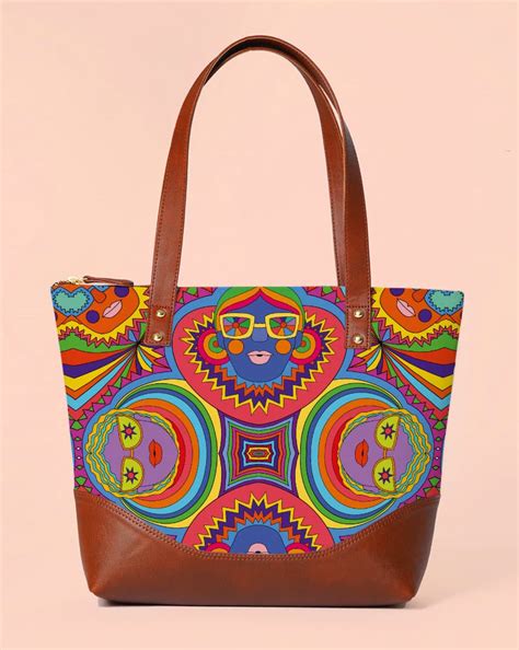 Shop Structured Shoulder Bag People – Structured Style with Ample Space ...