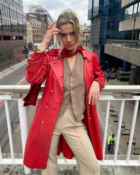 Business-Casual Winter 的图像结果