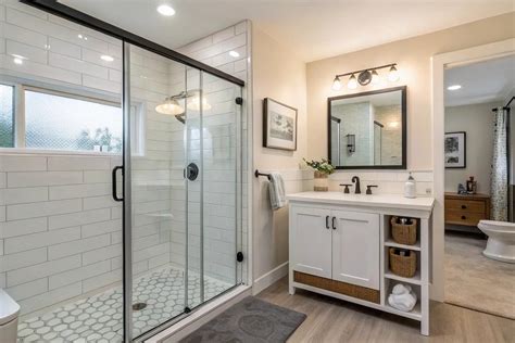 12+ Smart Small Bathroom Shower Remodel Ideas